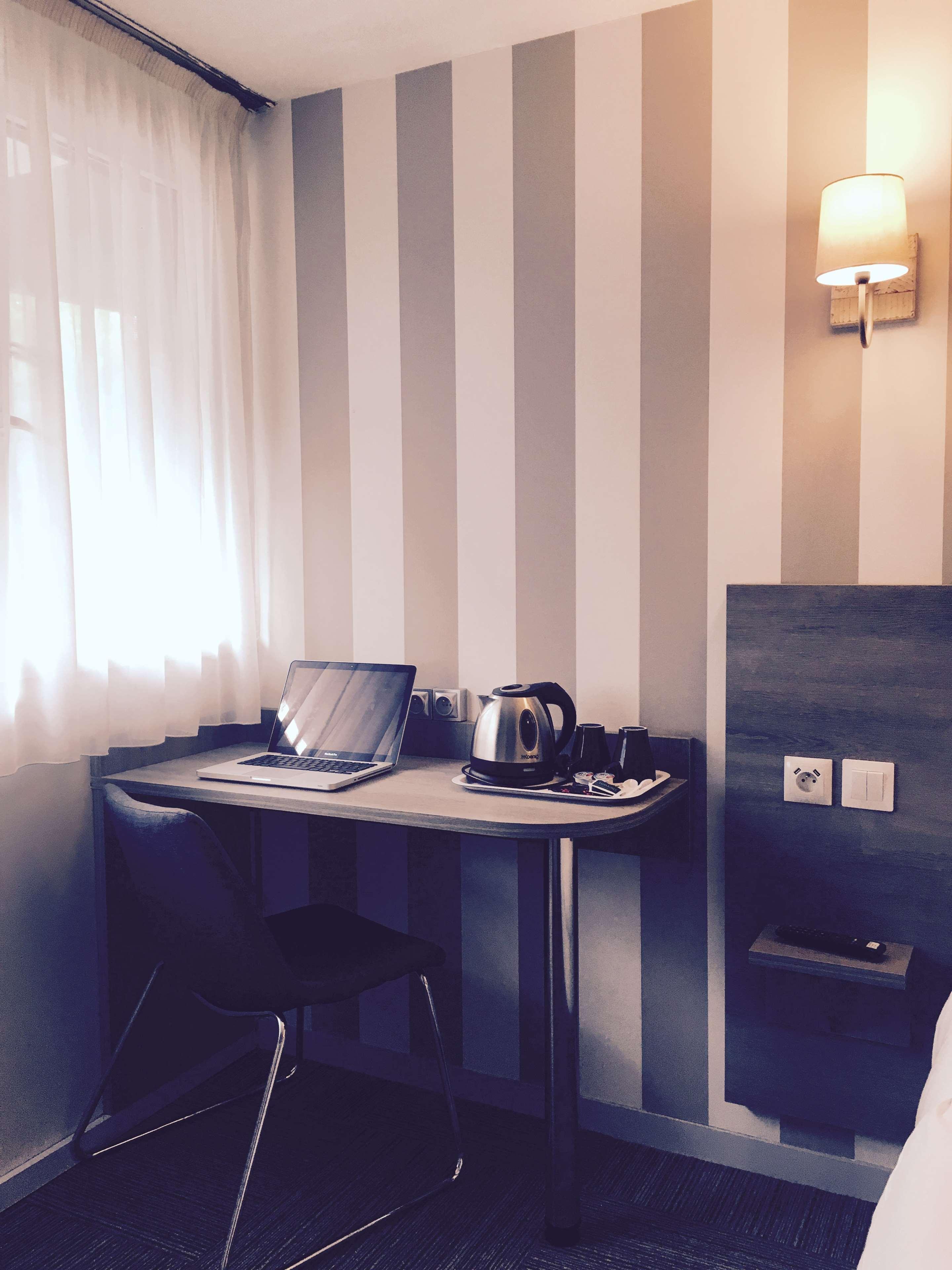 Hotel Kyriad Valenciennes Sud -