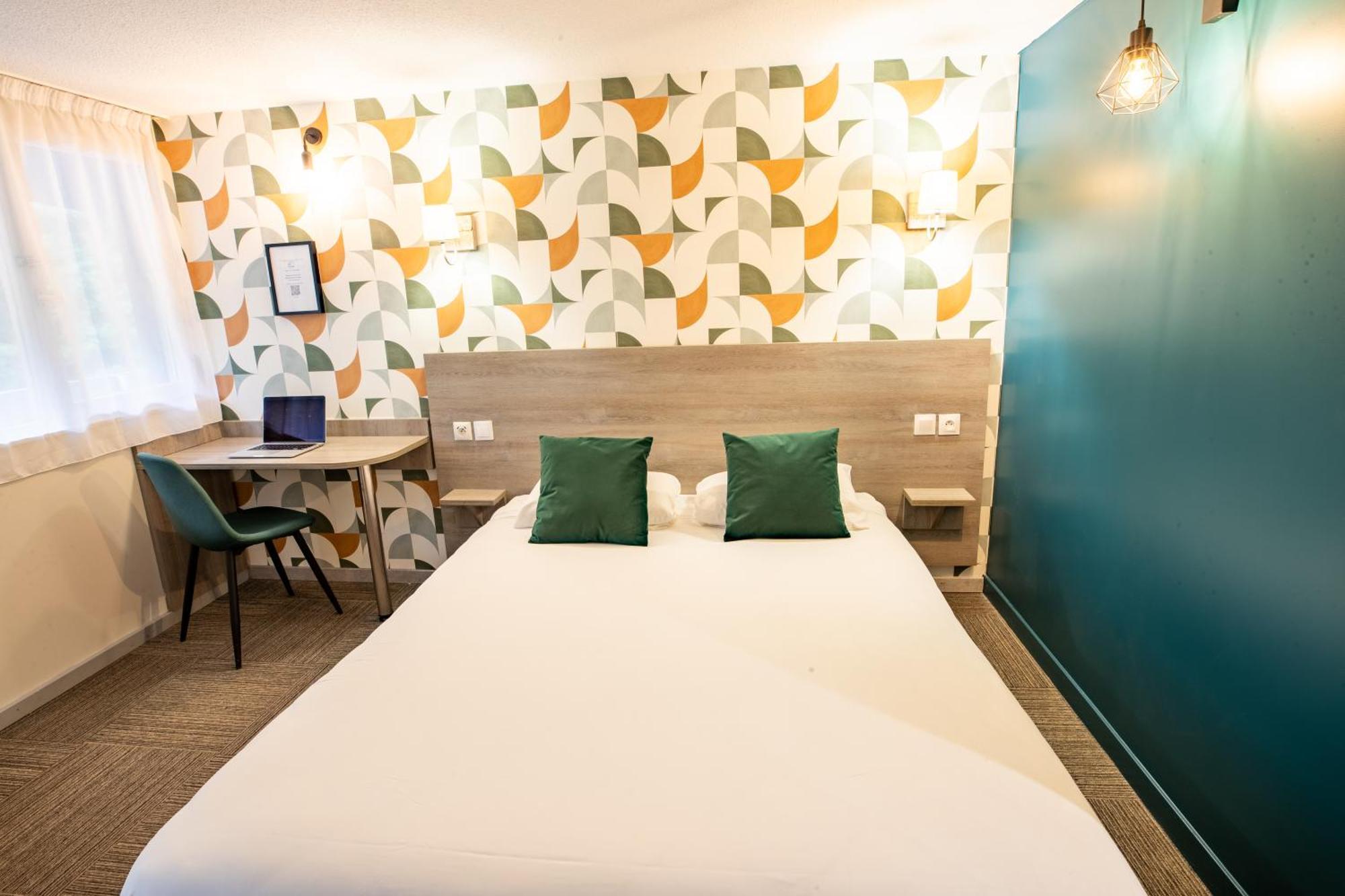 Hotel Kyriad Valenciennes Sud -