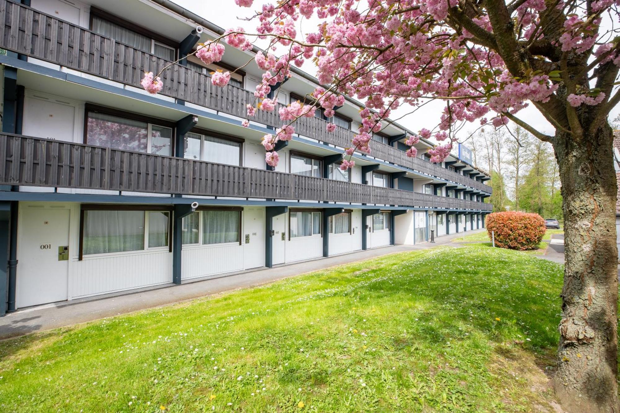Hotel Kyriad Valenciennes Sud -