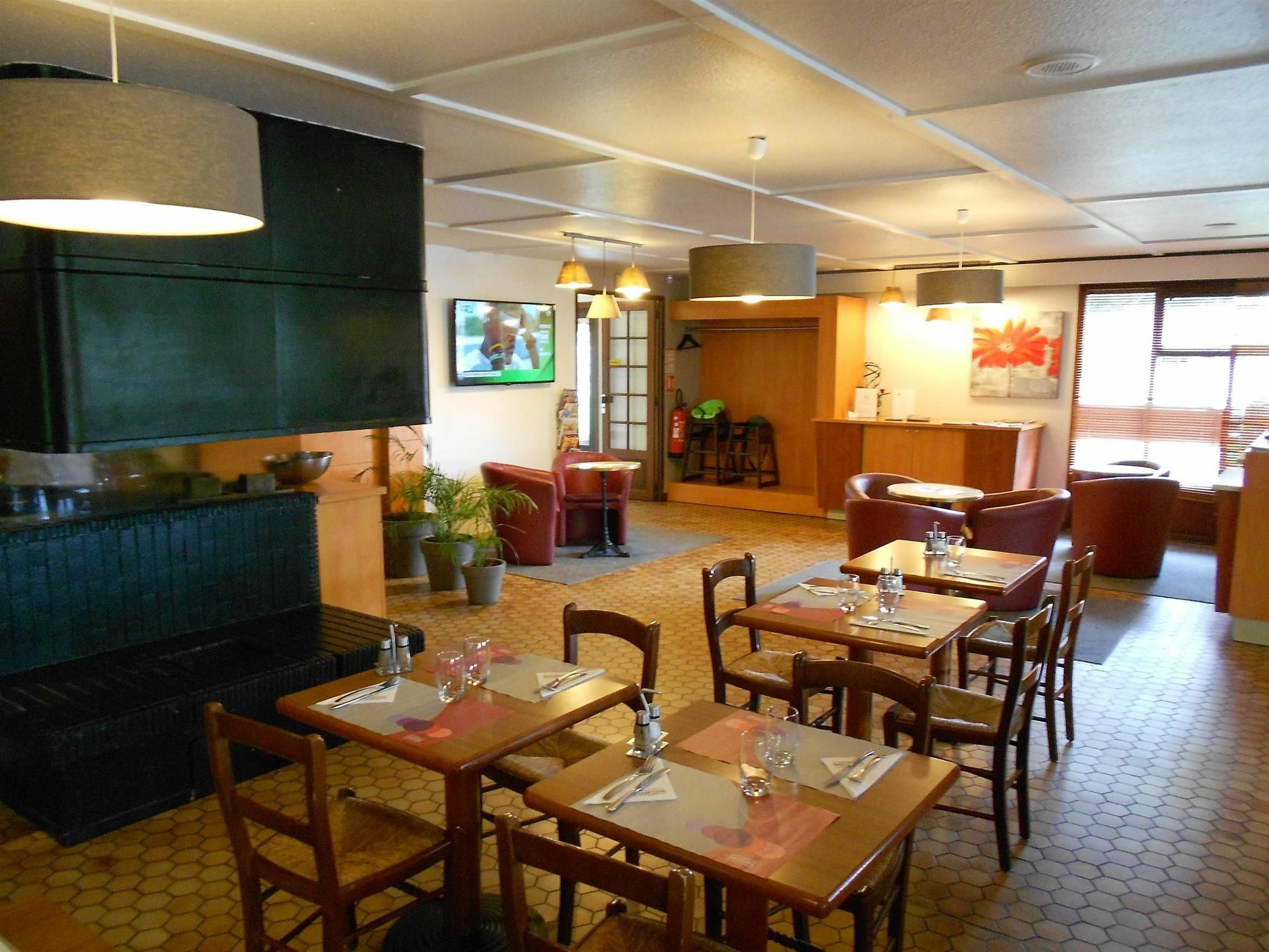 Hotel Kyriad Valenciennes Sud - Rouvignies